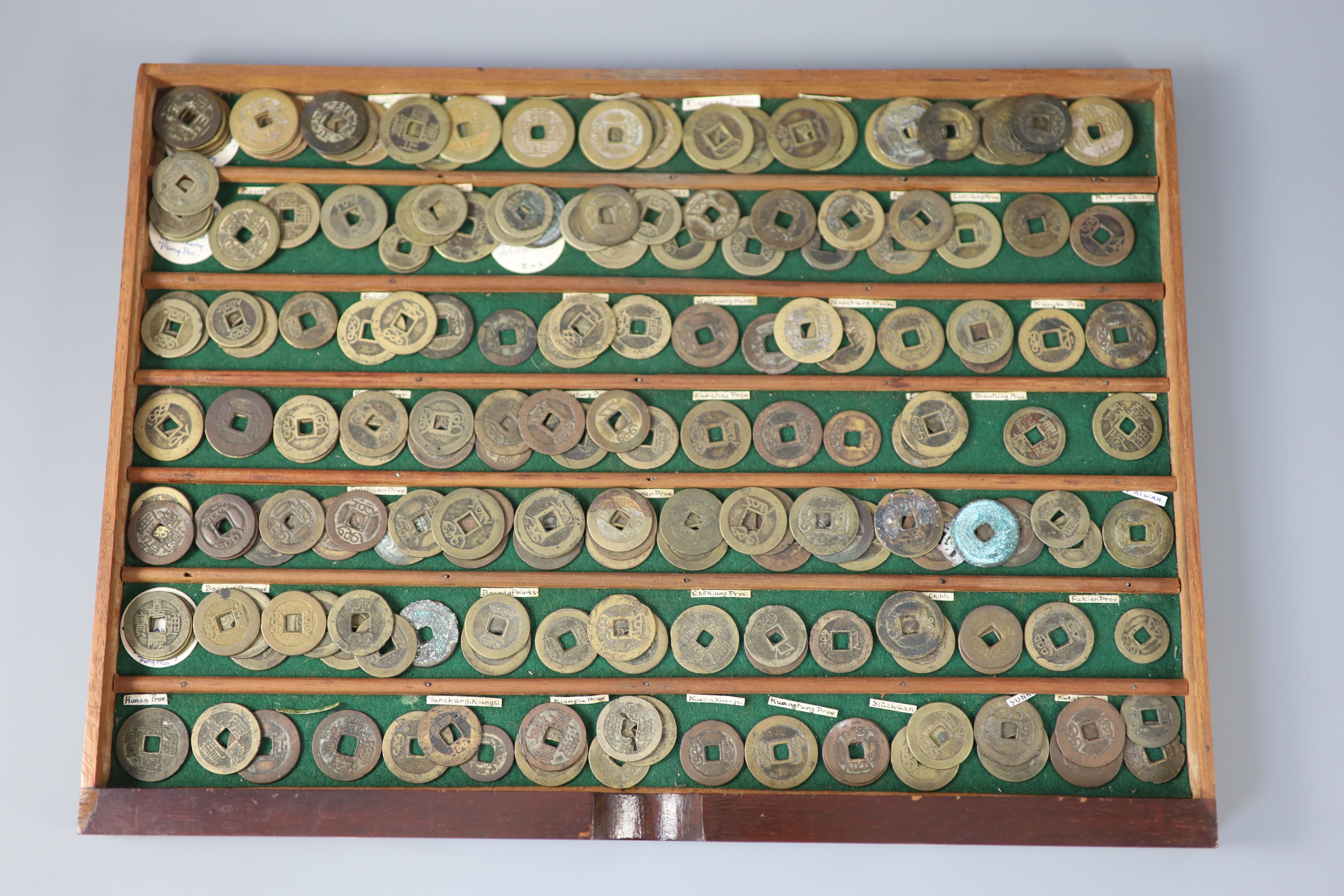 China, a large quantity bronze round coins, Qing dynasty and Taiping Rebellion,